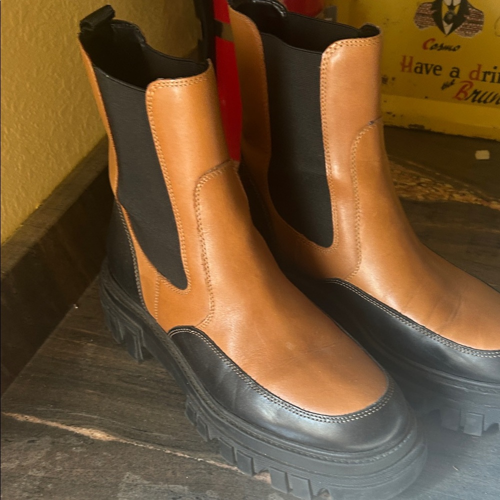 Marc Fisher Black and Tan Women's Boots
